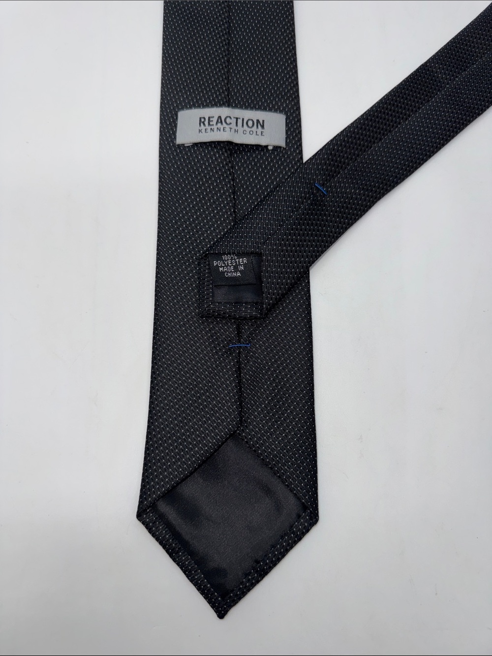 Kenneth Cole Reaction Men's Tie Charcoal Gray Microdot Grid Pattern#0157